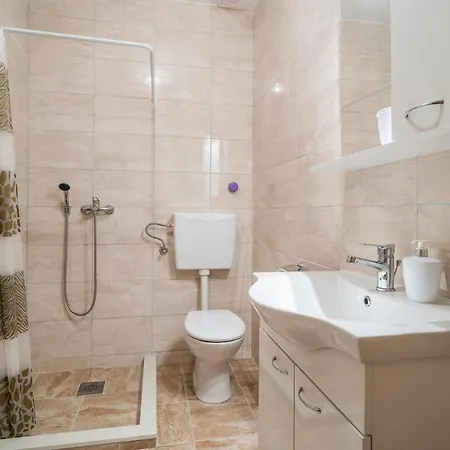 Gorgeous In With Wifi Appartement